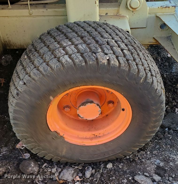 image for item LJ9365 JLG Commander CM-40RT  scissor lift