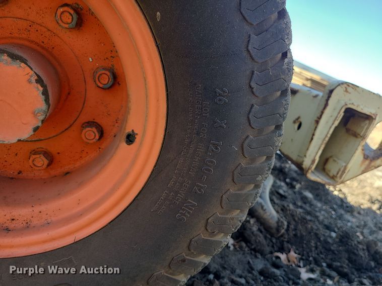 image for item LJ9365 JLG Commander CM-40RT  scissor lift