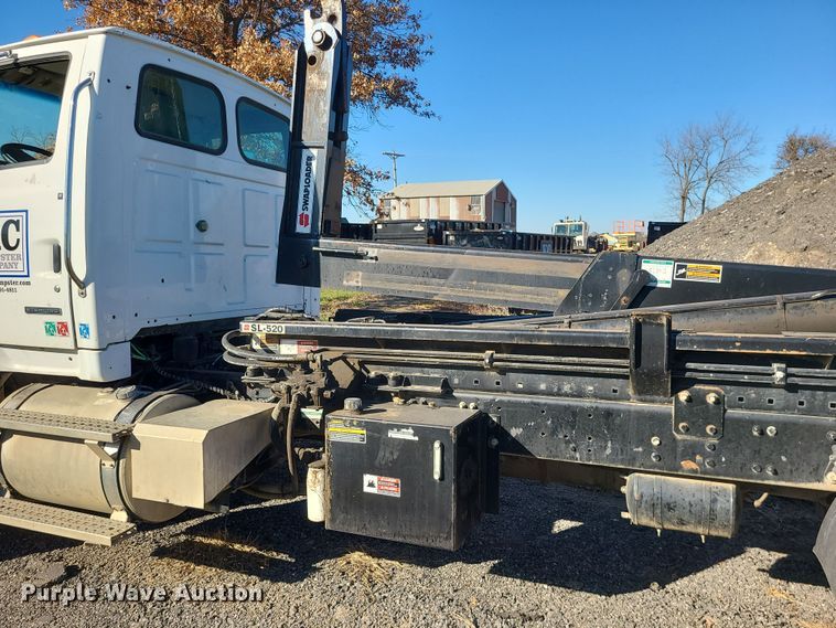 image for item LJ9368 2007 Sterling  hook lift truck