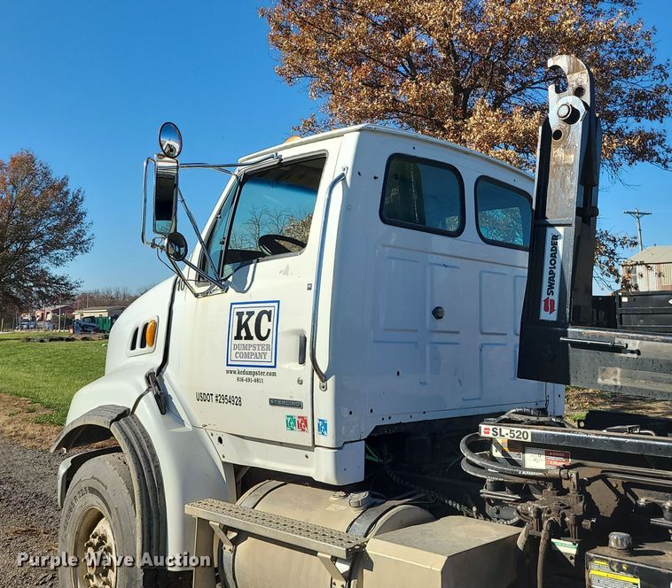 image for item LJ9368 2007 Sterling  hook lift truck