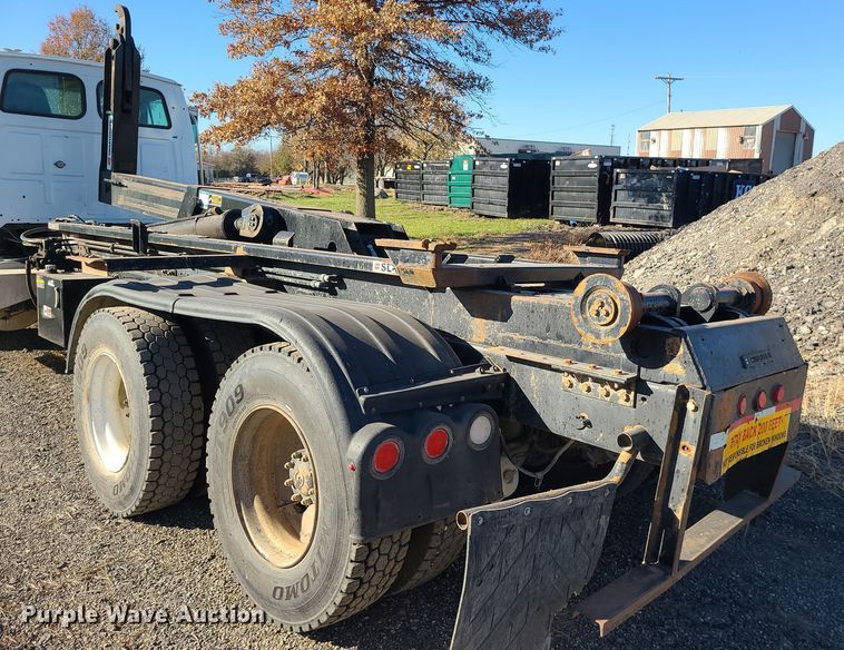 image for item LJ9368 2007 Sterling  hook lift truck