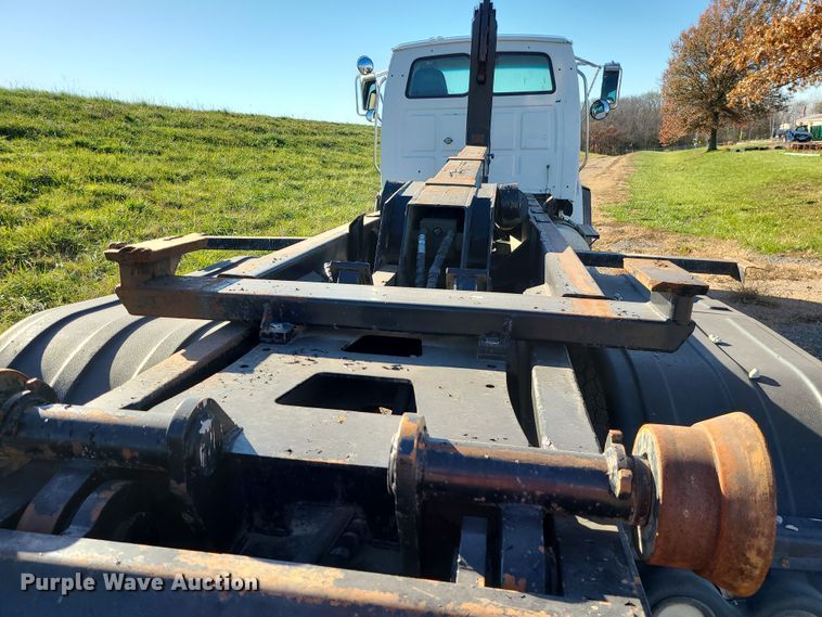 image for item LJ9368 2007 Sterling  hook lift truck