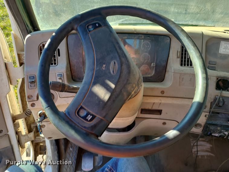 image for item LJ9368 2007 Sterling  hook lift truck