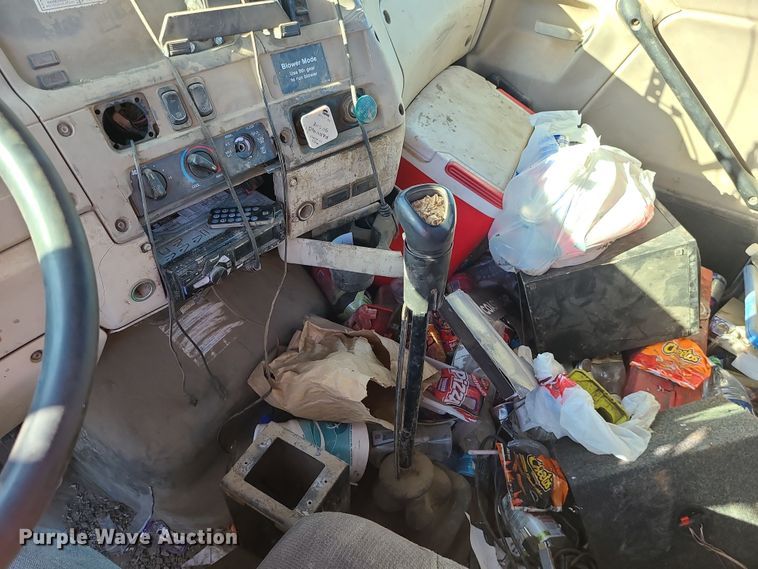 image for item LJ9368 2007 Sterling  hook lift truck