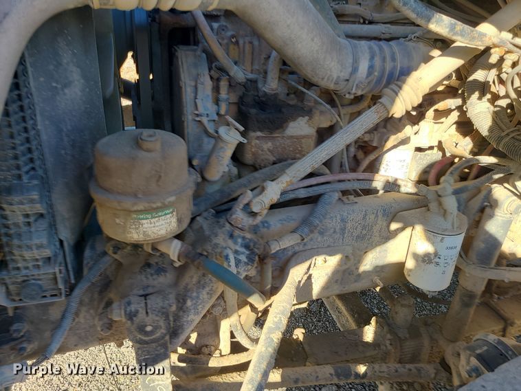 image for item LJ9368 2007 Sterling  hook lift truck