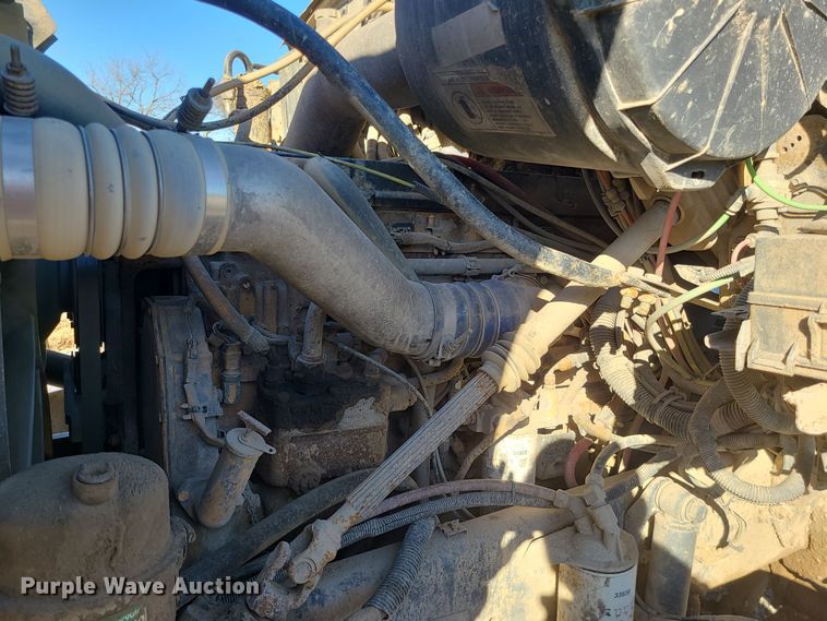 image for item LJ9368 2007 Sterling  hook lift truck