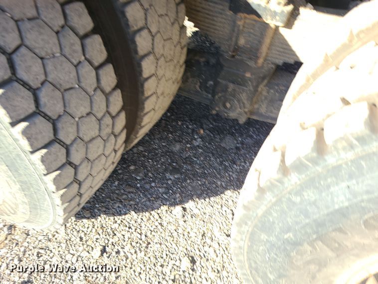 image for item LJ9368 2007 Sterling  hook lift truck