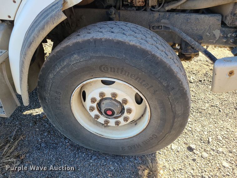 image for item LJ9368 2007 Sterling  hook lift truck