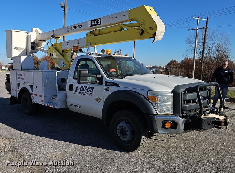 image for item LL9067 2015 Ford F550  bucket truck