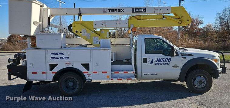 image for item LL9067 2015 Ford F550  bucket truck