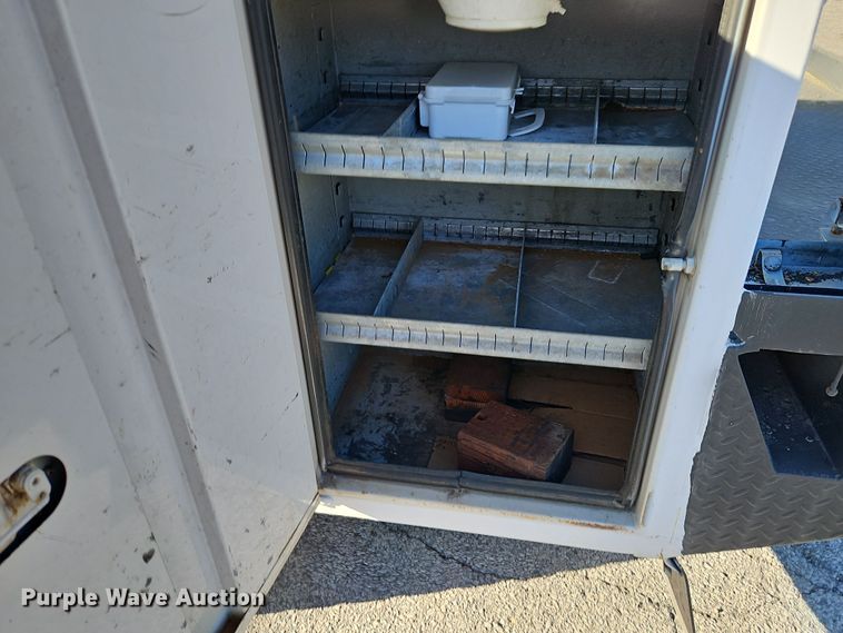 image for item LL9067 2015 Ford F550  bucket truck