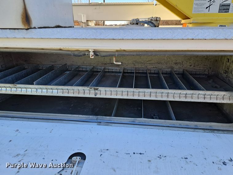 image for item LL9067 2015 Ford F550  bucket truck