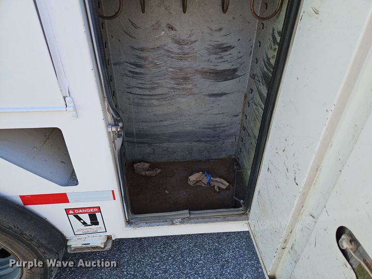 image for item LL9067 2015 Ford F550  bucket truck