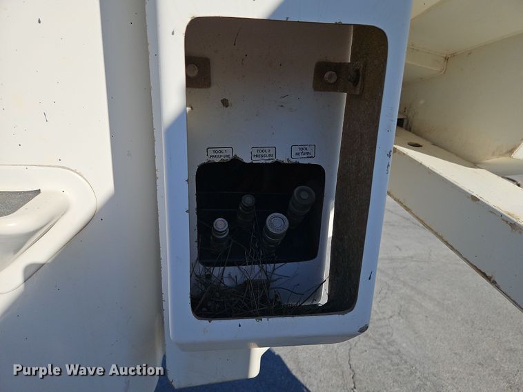 image for item LL9067 2015 Ford F550  bucket truck