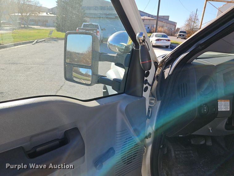 image for item LL9067 2015 Ford F550  bucket truck