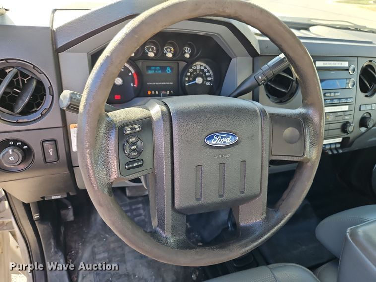 image for item LL9067 2015 Ford F550  bucket truck