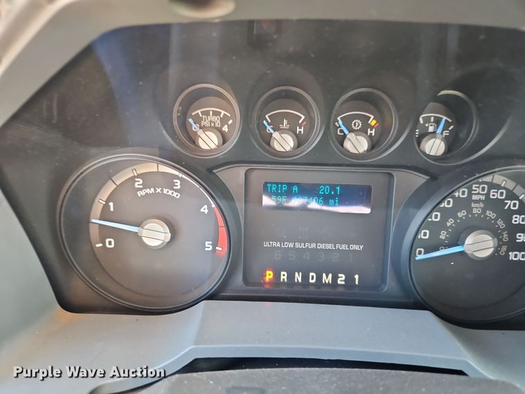 image for item LL9067 2015 Ford F550  bucket truck