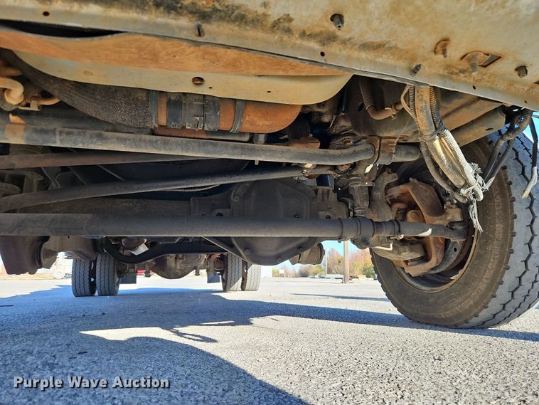 image for item LL9067 2015 Ford F550  bucket truck