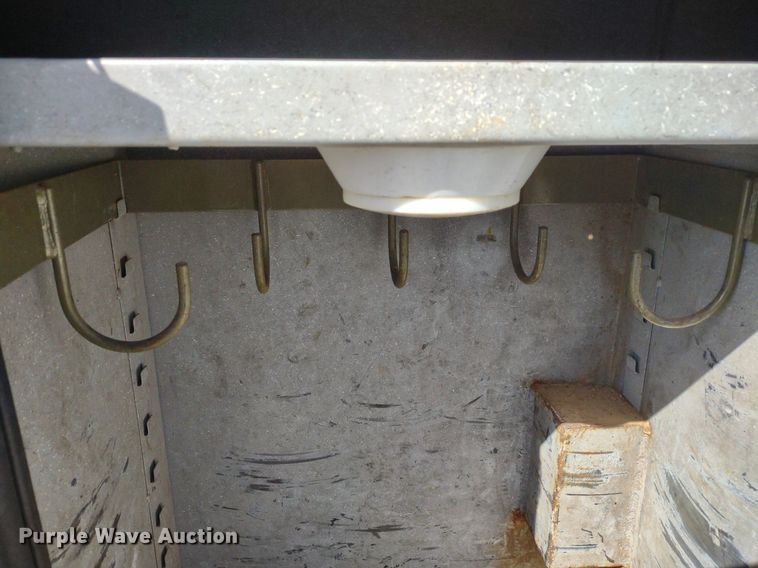 image for item LL9067 2015 Ford F550  bucket truck