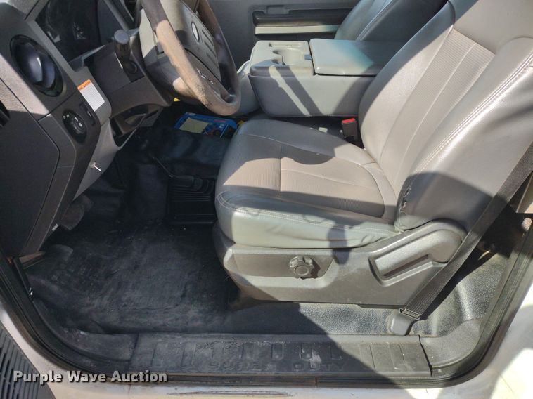 image for item LL9067 2015 Ford F550  bucket truck