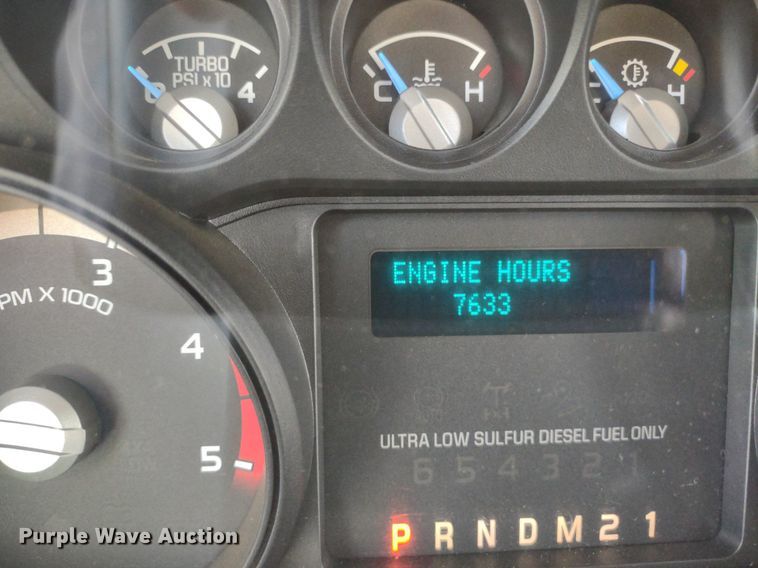 image for item LL9067 2015 Ford F550  bucket truck