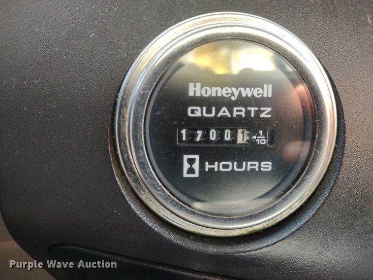 image for item LL9067 2015 Ford F550  bucket truck