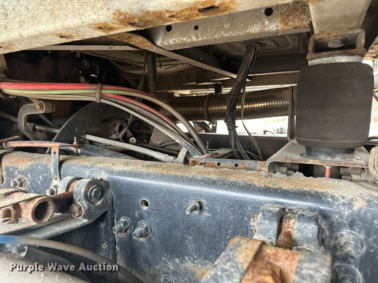 image for item LO9306 2005 Sterling L9500  dump truck