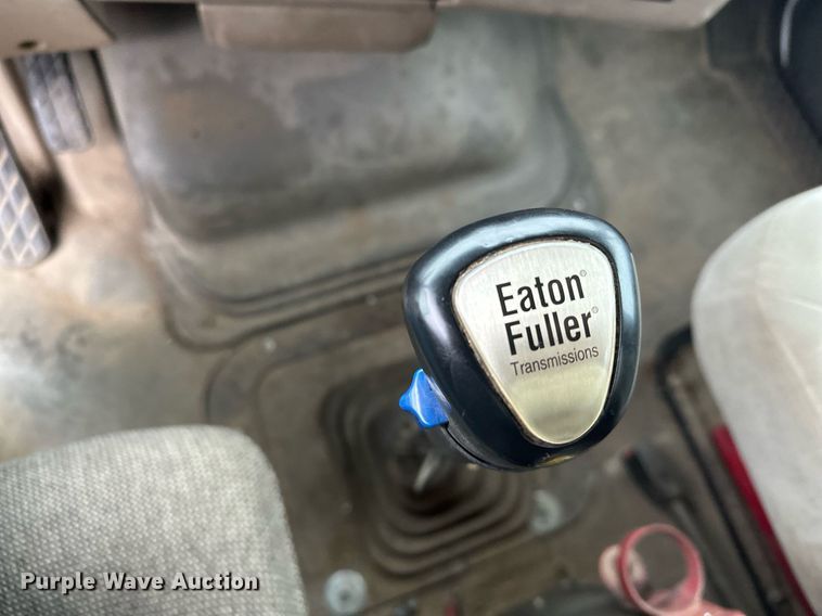 image for item LO9306 2005 Sterling L9500  dump truck