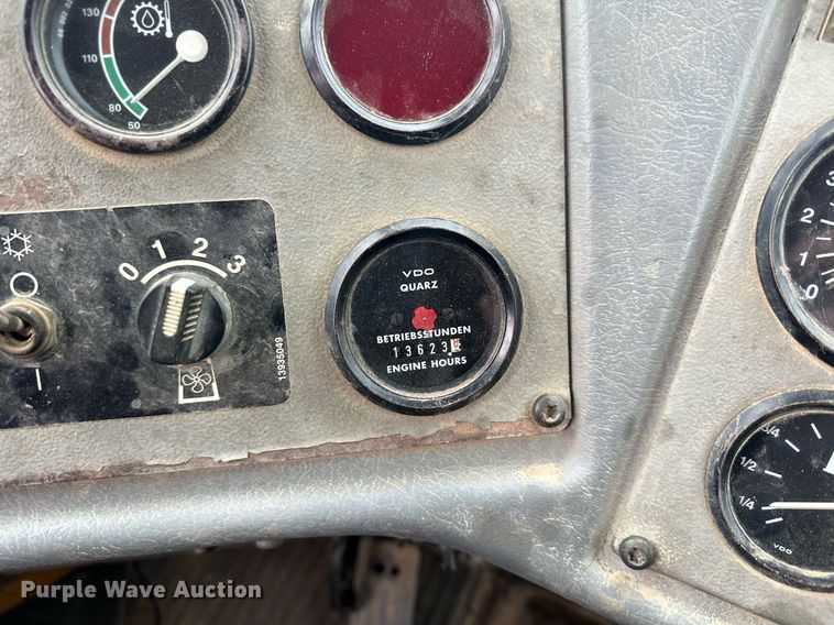 image for item LO9307 2001 Volvo A25C haul truck