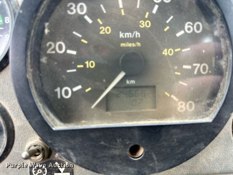 image for item LO9307 2001 Volvo A25C haul truck