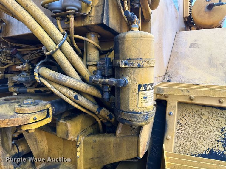 image for item LO9308 2001 Volvo A25C haul truck