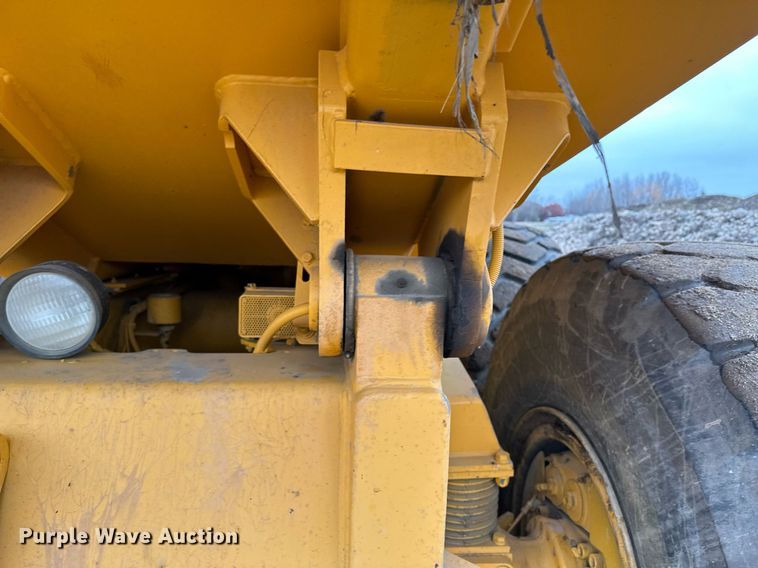 image for item LO9308 2001 Volvo A25C haul truck