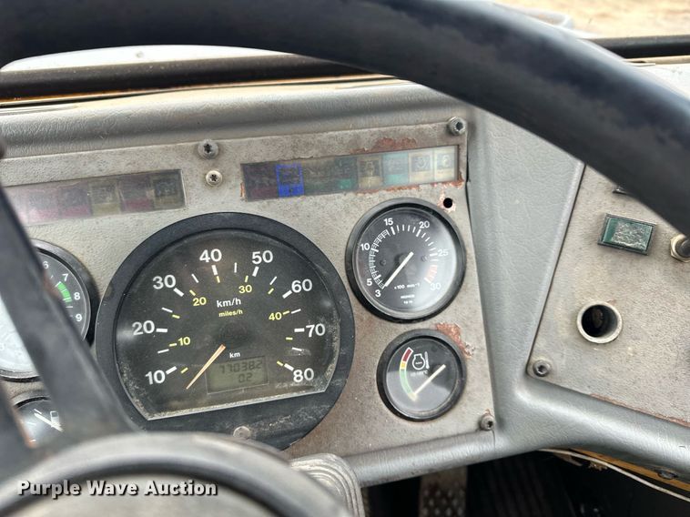 image for item LO9308 2001 Volvo A25C haul truck