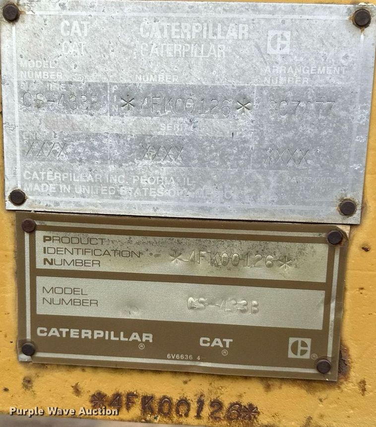 image for item LO9309 1993 Caterpillar CS433B  single drum vibratory roller