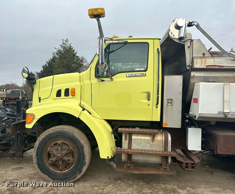 image for item LO9311 1998 Ford L8000  dump truck