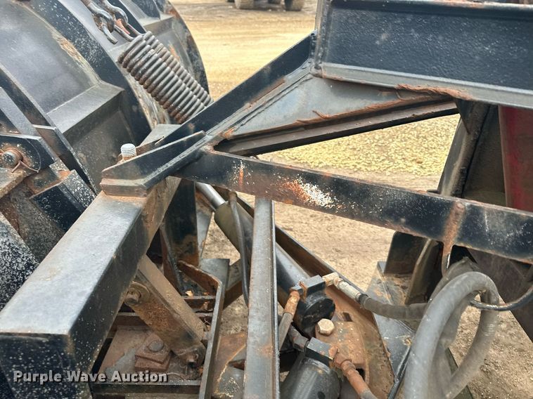 image for item LO9311 1998 Ford L8000  dump truck