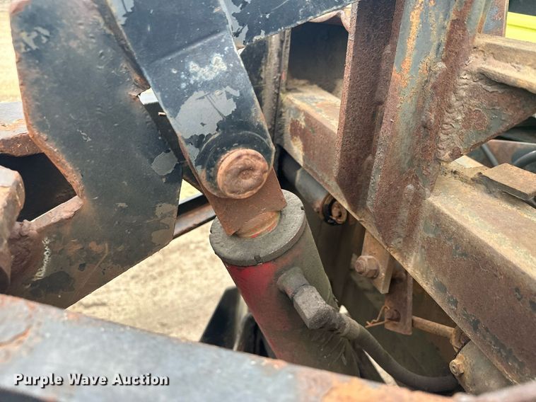 image for item LO9311 1998 Ford L8000  dump truck