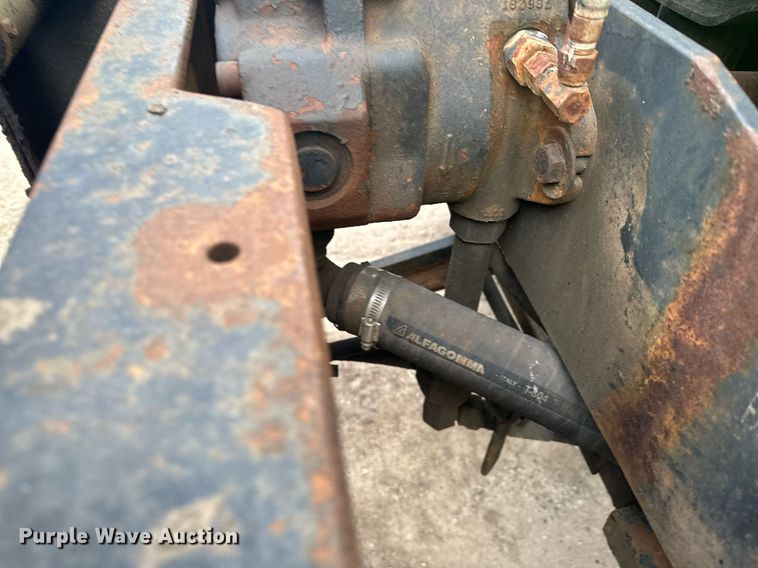 image for item LO9311 1998 Ford L8000  dump truck