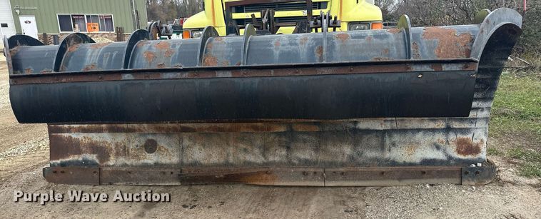 image for item LO9311 1998 Ford L8000  dump truck