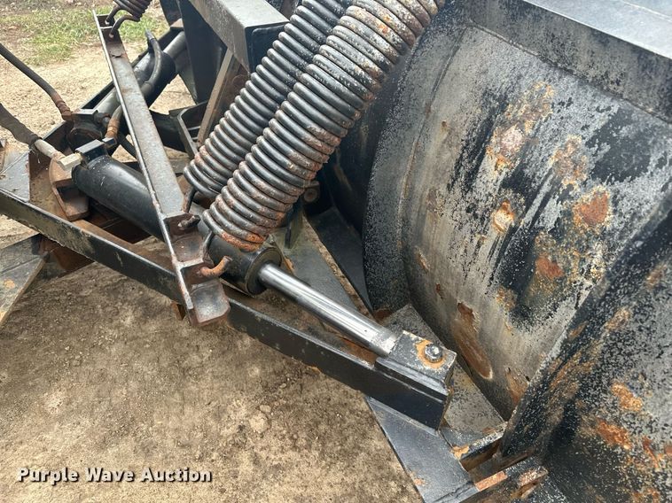 image for item LO9311 1998 Ford L8000  dump truck