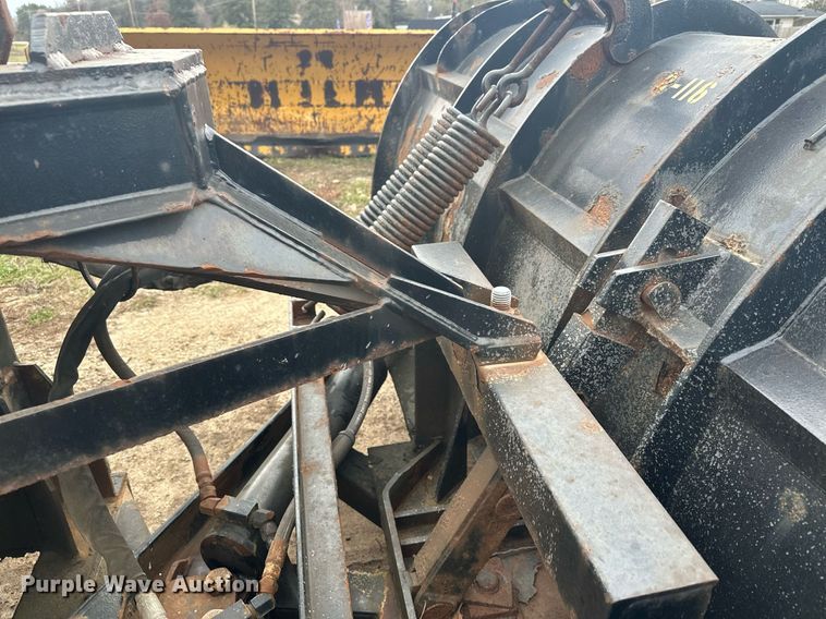 image for item LO9311 1998 Ford L8000  dump truck