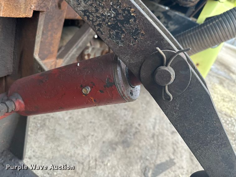 image for item LO9311 1998 Ford L8000  dump truck