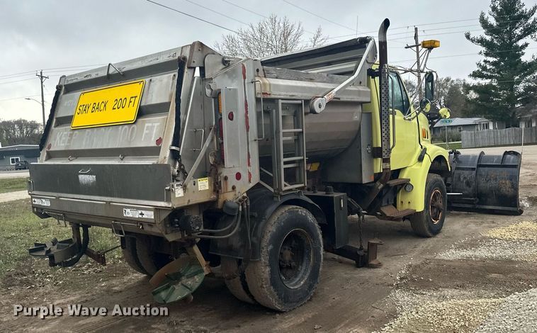 image for item LO9311 1998 Ford L8000  dump truck