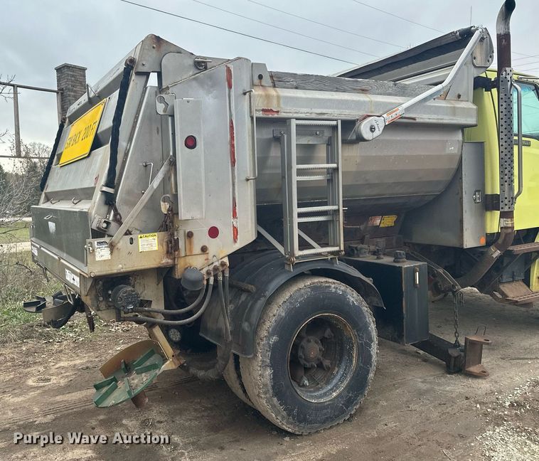 image for item LO9311 1998 Ford L8000  dump truck