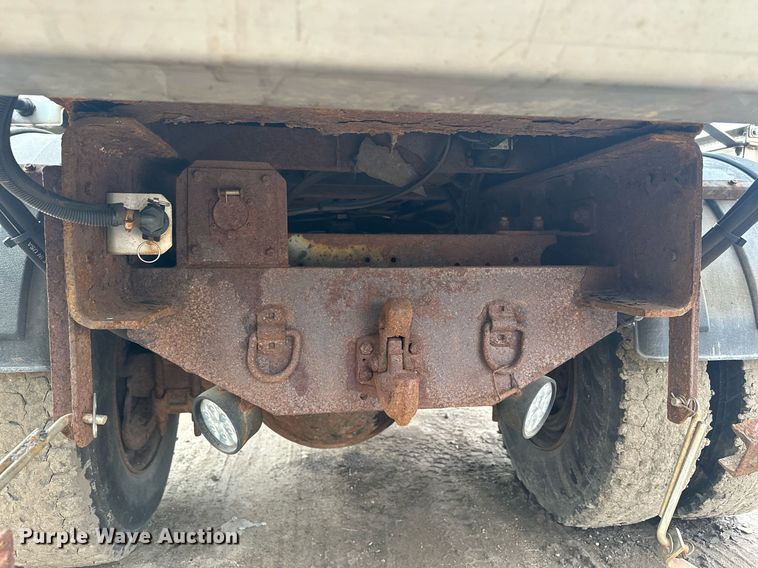 image for item LO9311 1998 Ford L8000  dump truck