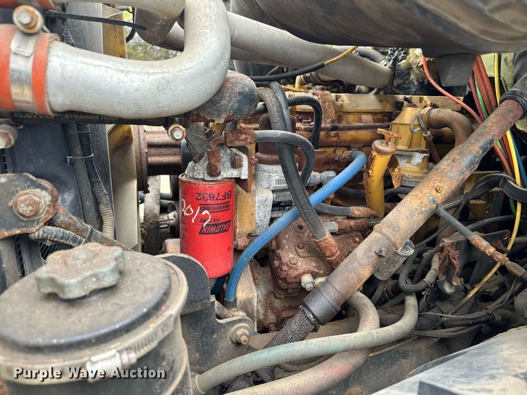 image for item LO9311 1998 Ford L8000  dump truck