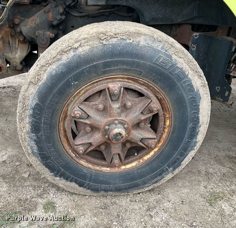 image for item LO9311 1998 Ford L8000  dump truck