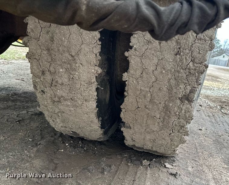 image for item LO9311 1998 Ford L8000  dump truck