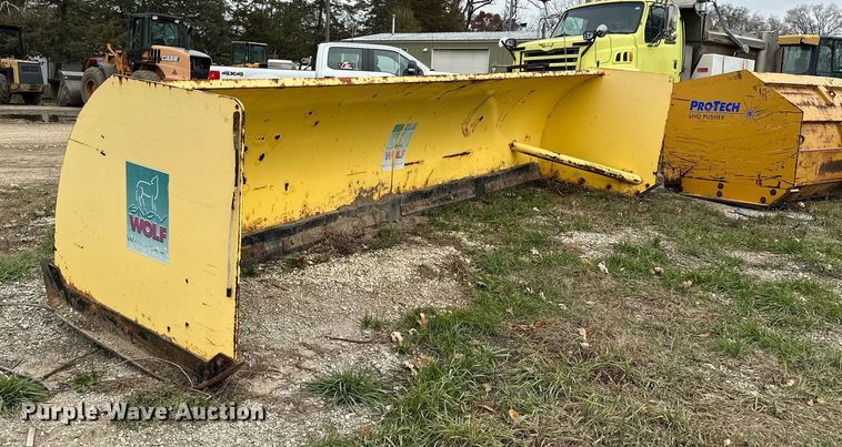 image for item LO9312 Snow Wolf  16' W snow pusher