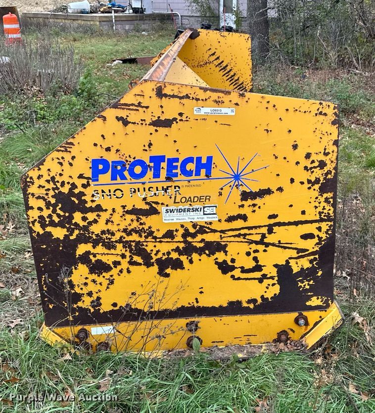 image for item LO9313 Pro-Tech  14' W snow pusher
